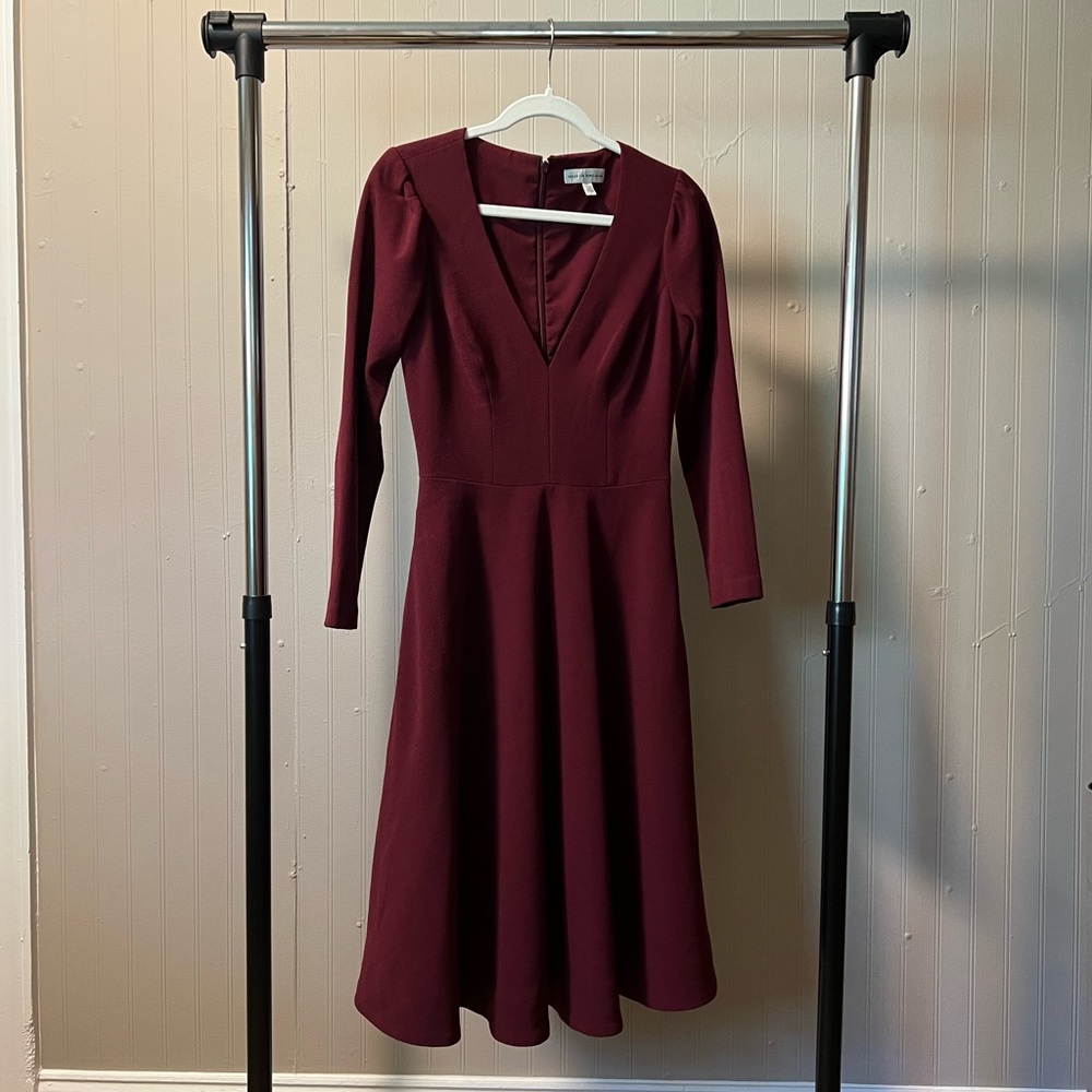 Dress the Population Catrine Fit & Flare Stretch Crepe Midi Dress - Size Small